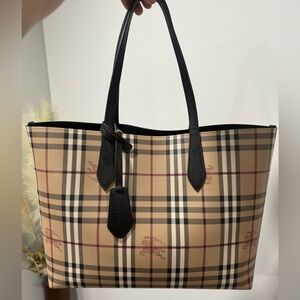 Burberry reversible tote bag